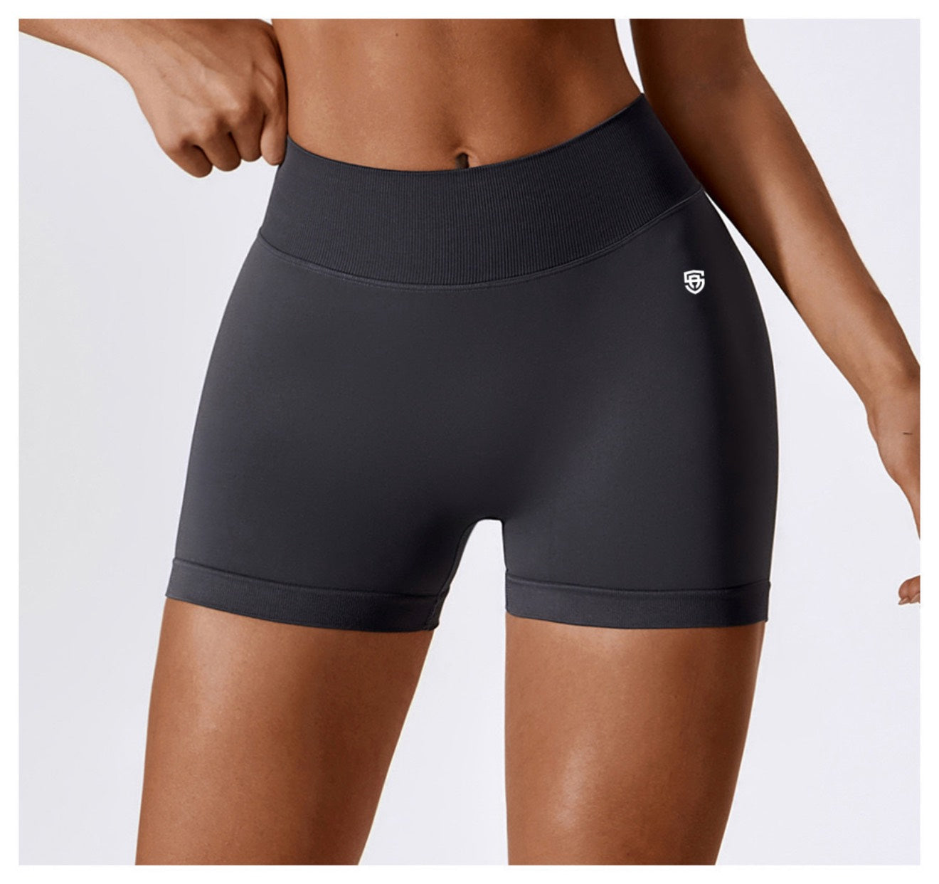 V-Scrunch Shorts