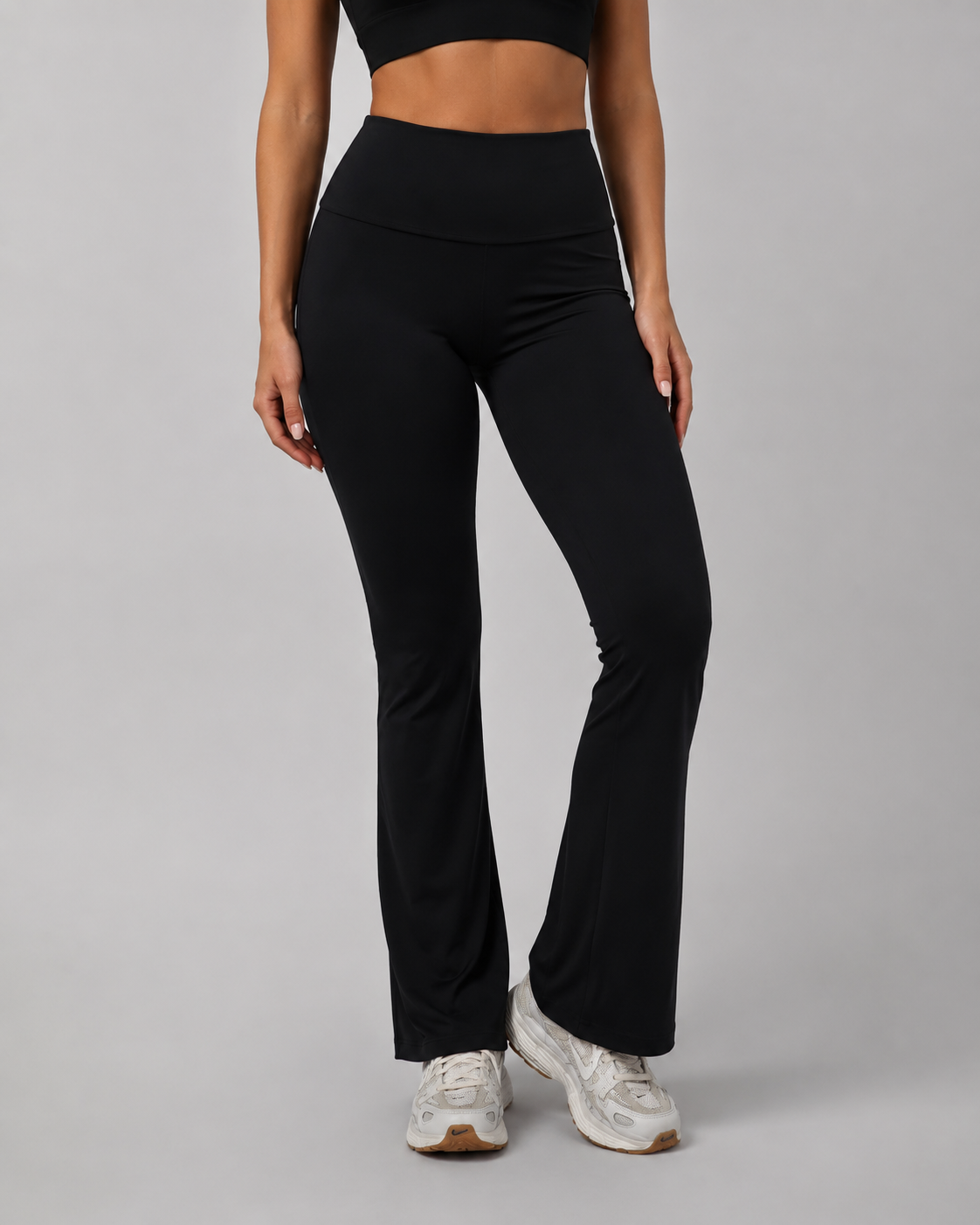 CurveFlow Flare Leggings - Solid Athletics