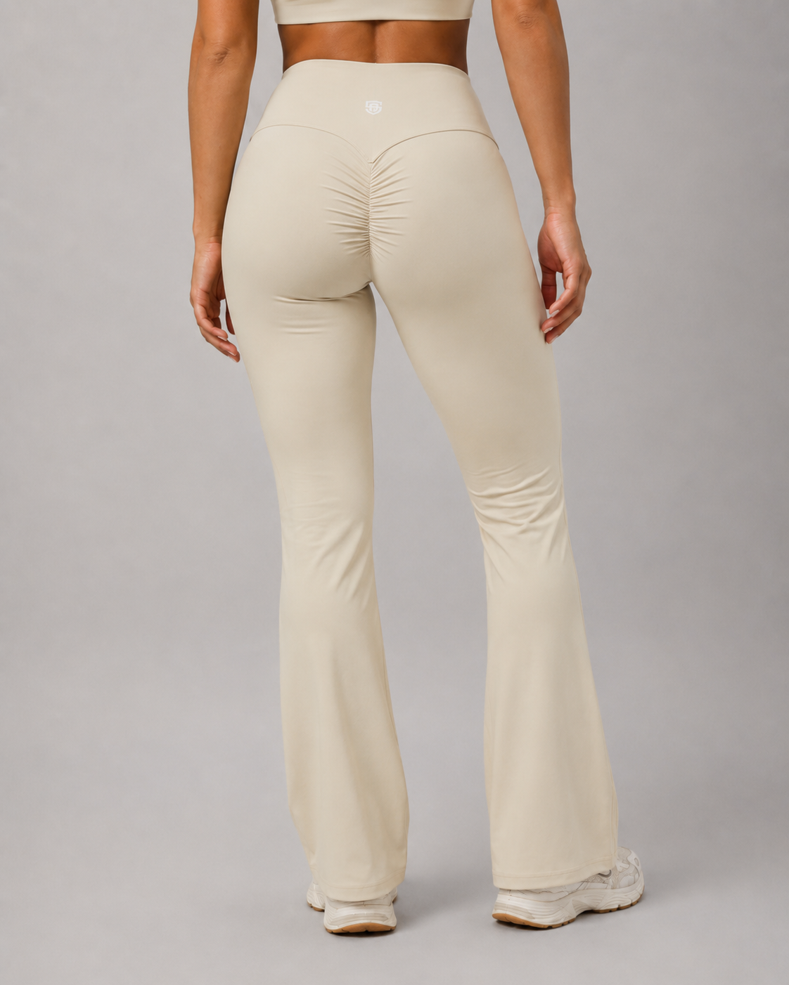 CurveFlow Flare Leggings - Solid Athletics